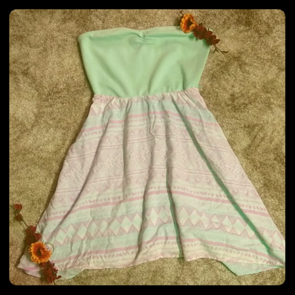 Strapless Roxy dress